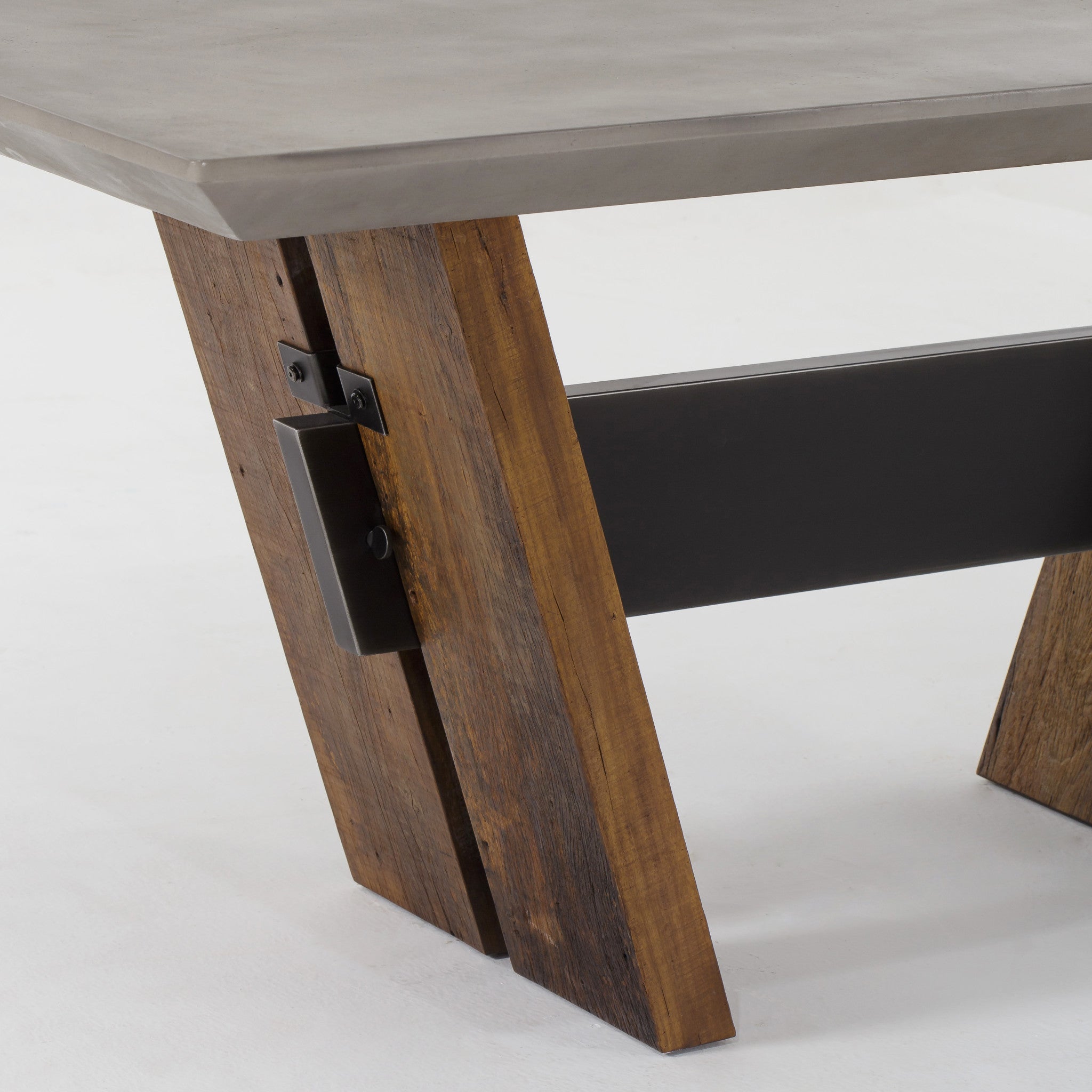 Medium - 72" W x 40" D x 30" H