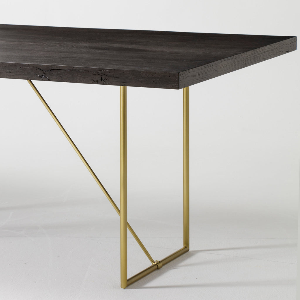 Medium - 72" W x 40" D x 30" H