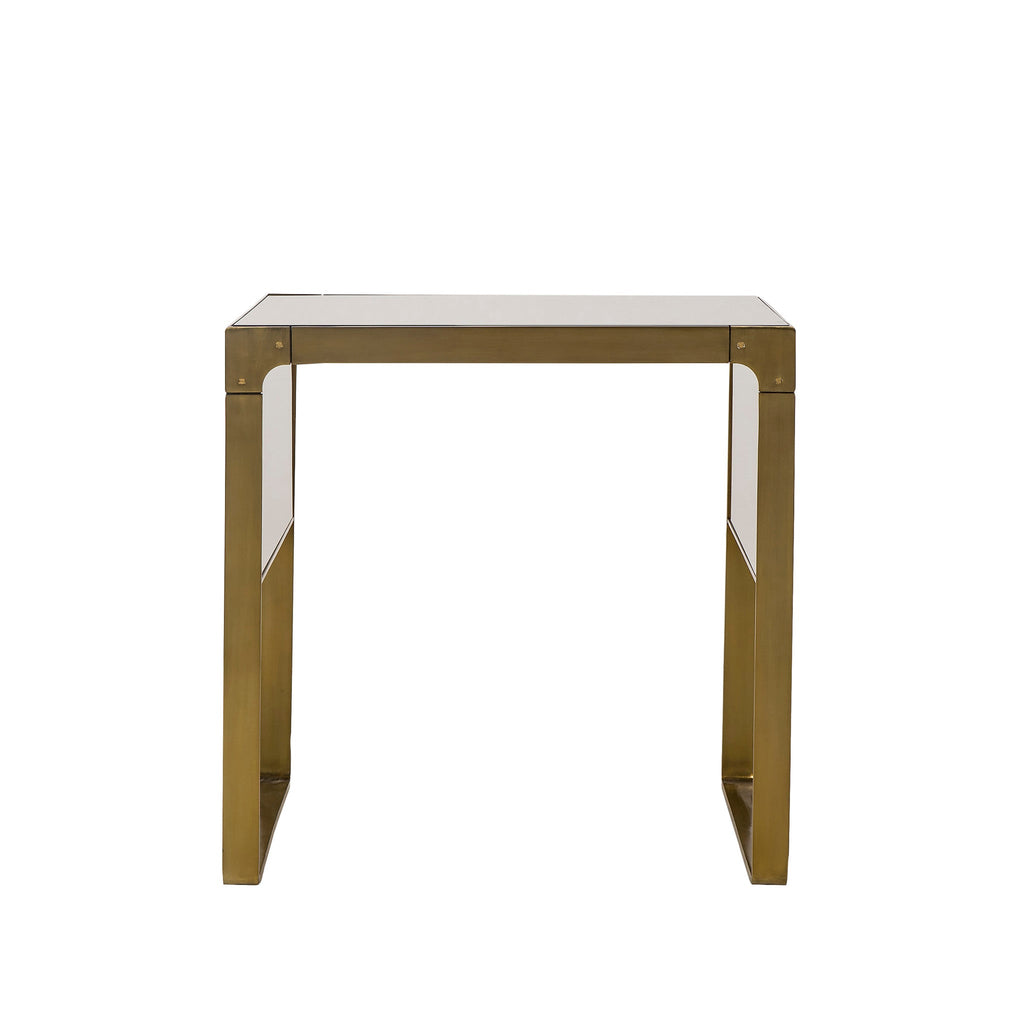 Large - 24" W x 24" D x 24" H