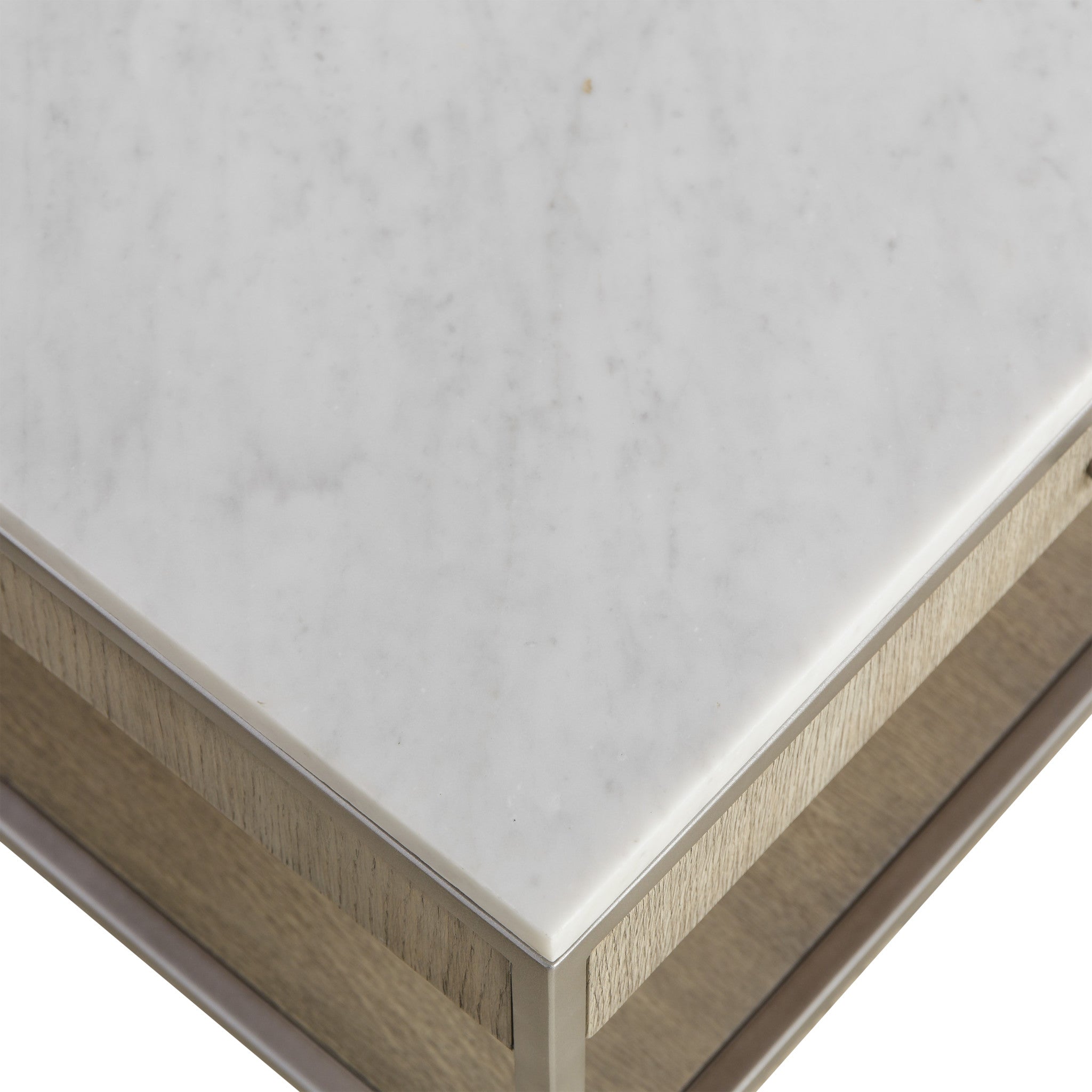 Medium - 42" W x 42" D x 16" H