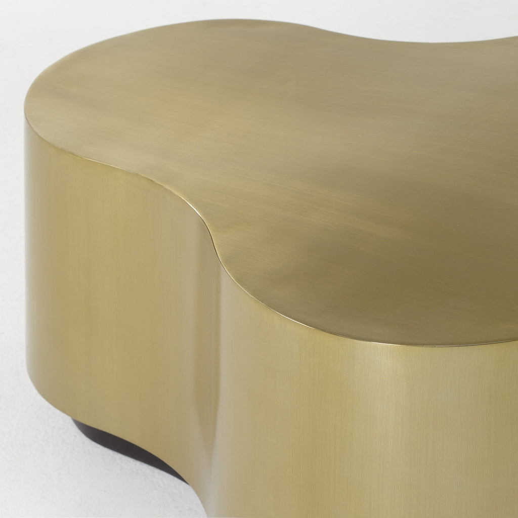 Small - 26" W x 28" D x 13.5" H