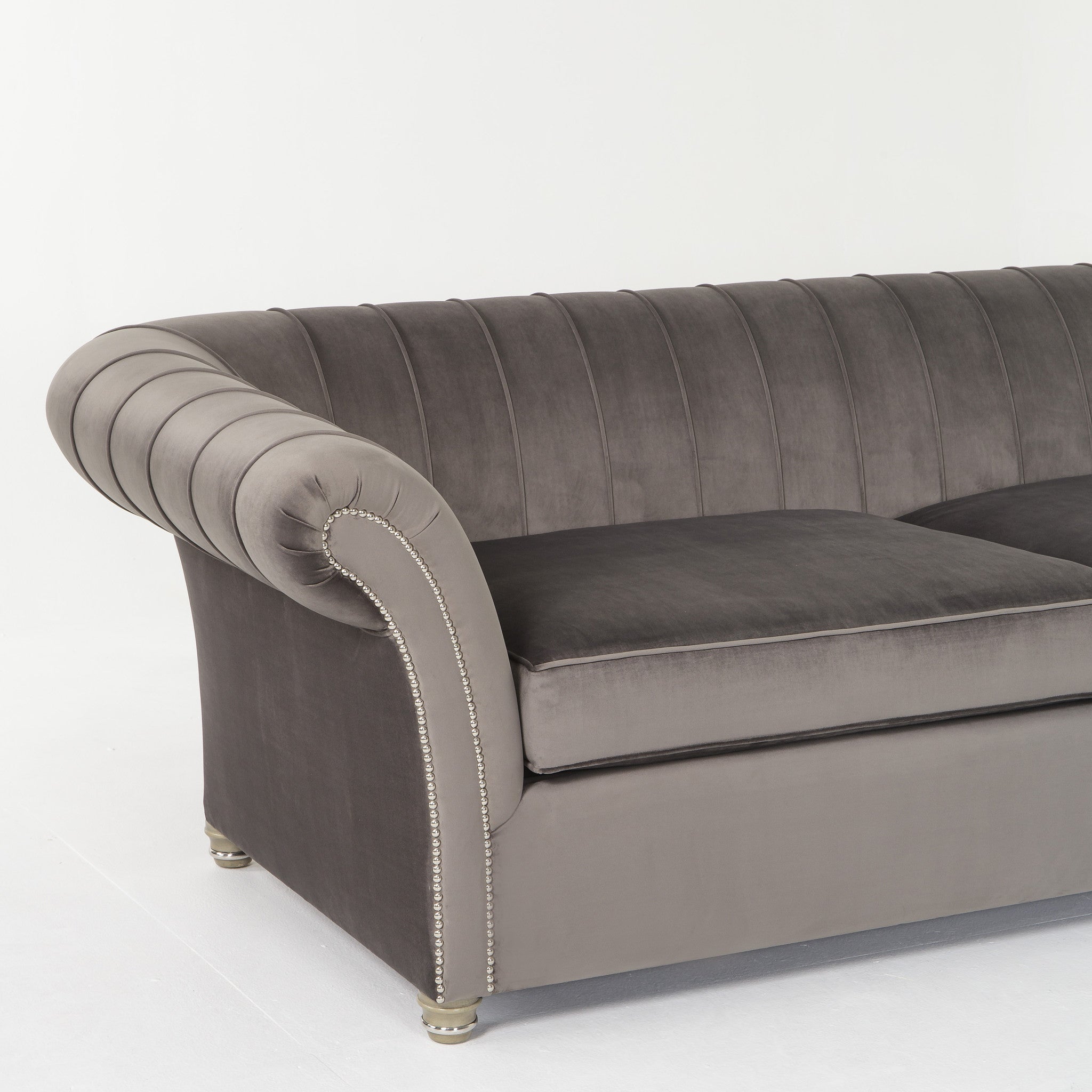 Vera Charcoal