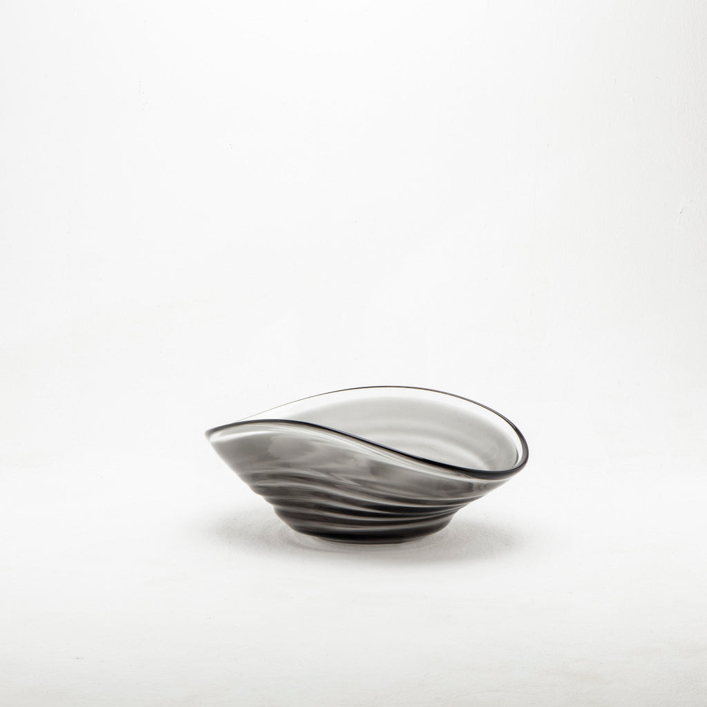 Small - 11" W x 18" D x 7" H