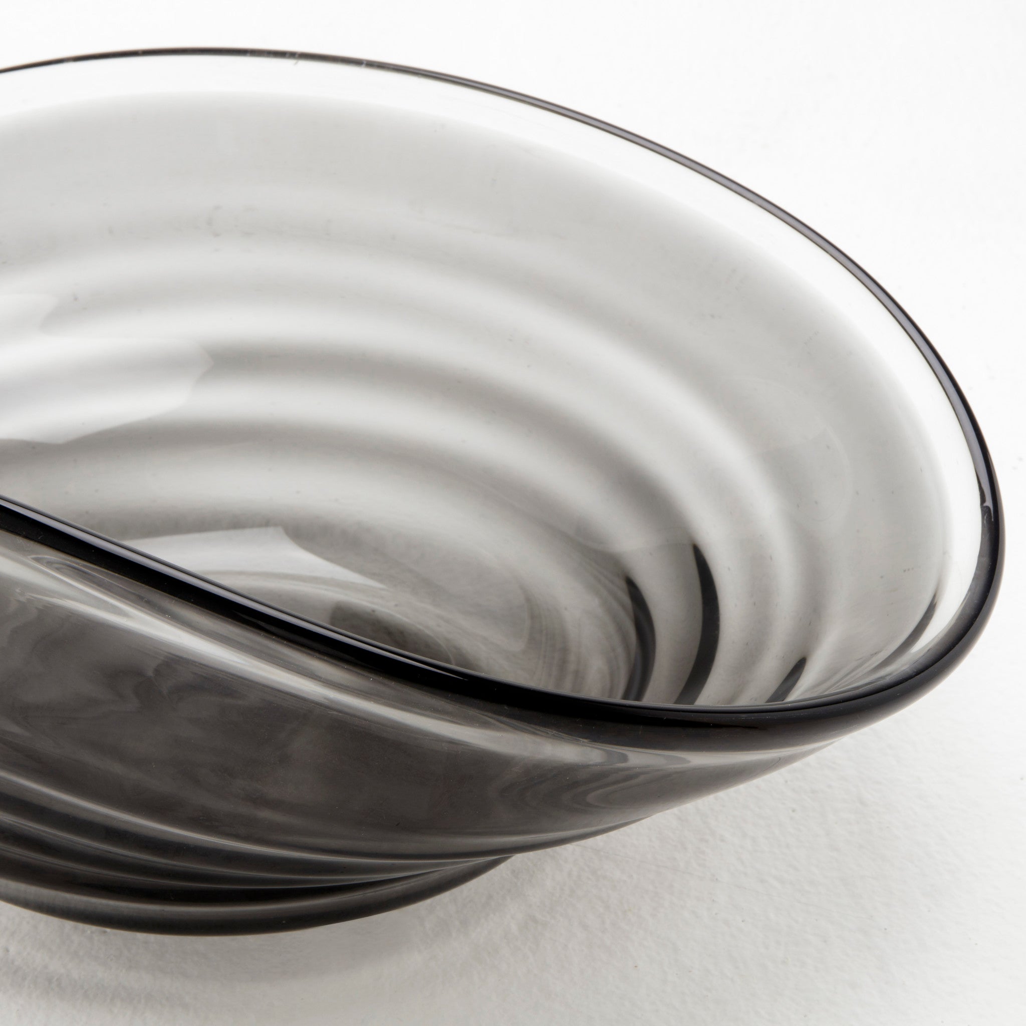 Small - 11" W x 18" D x 7" H