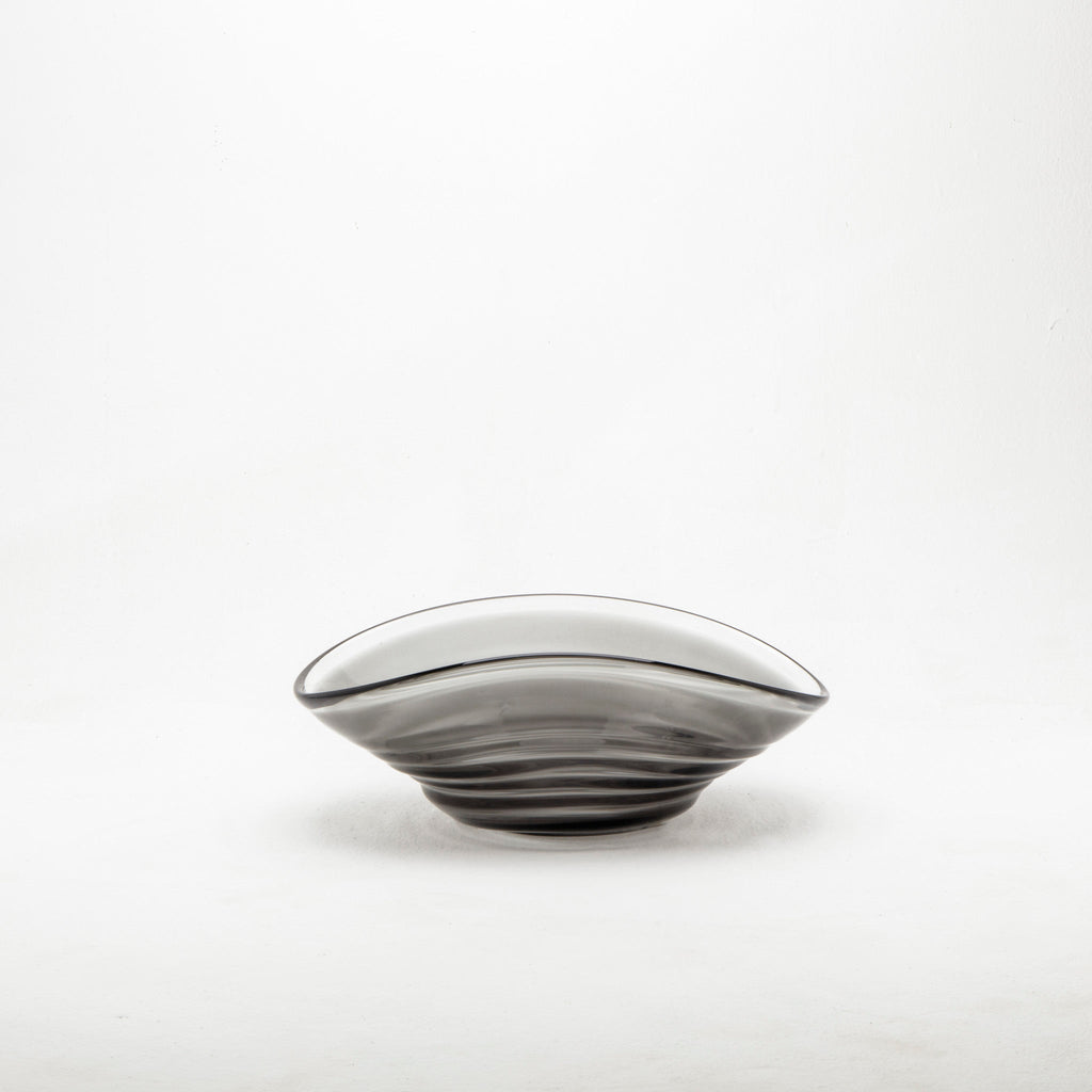 Small - 11" W x 18" D x 7" H