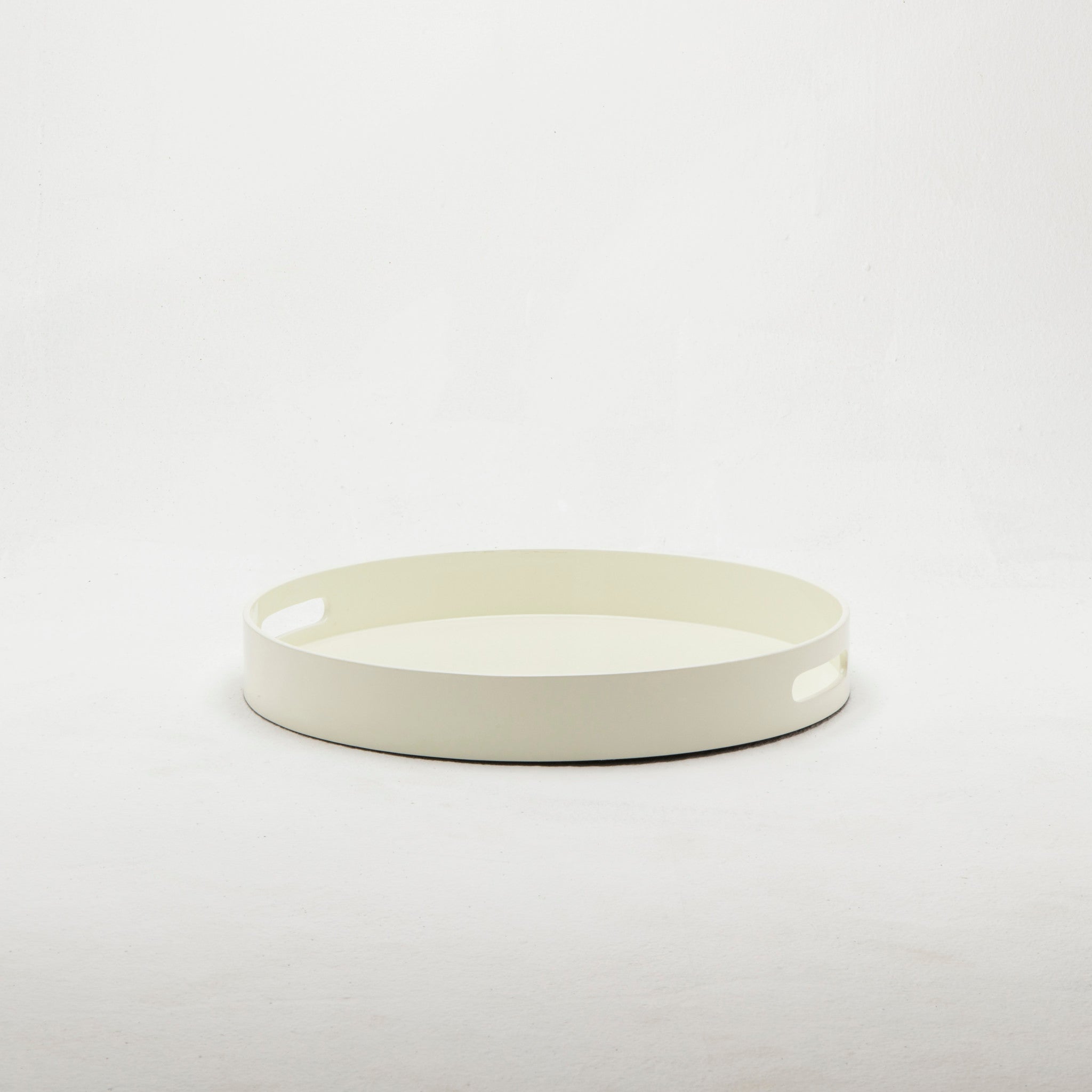 Large - 17.5" W x 17.5" D x 2.5" H
