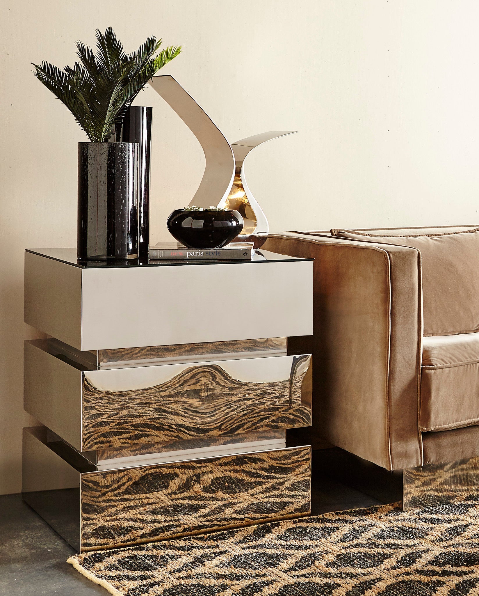Morgan Pedestal Table