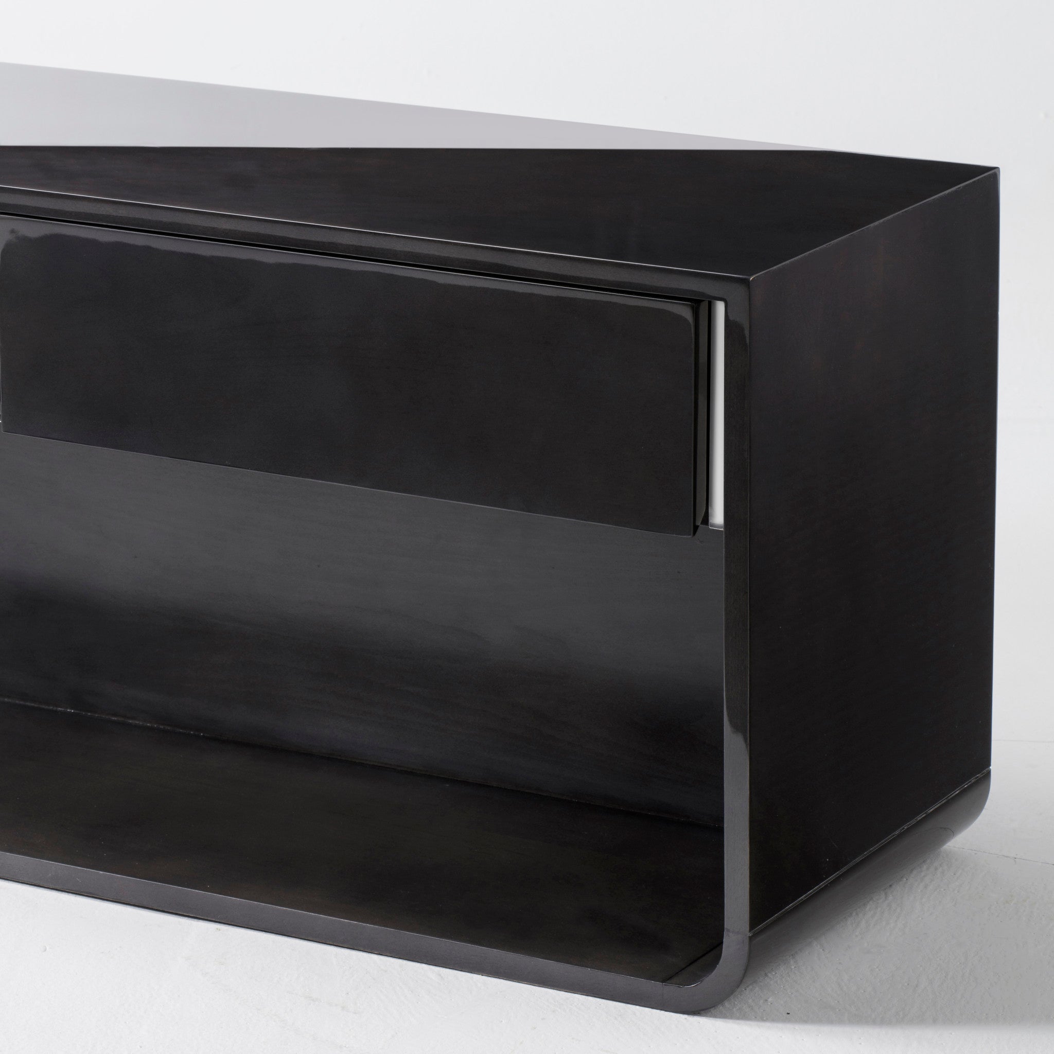 Arnaud Media Unit