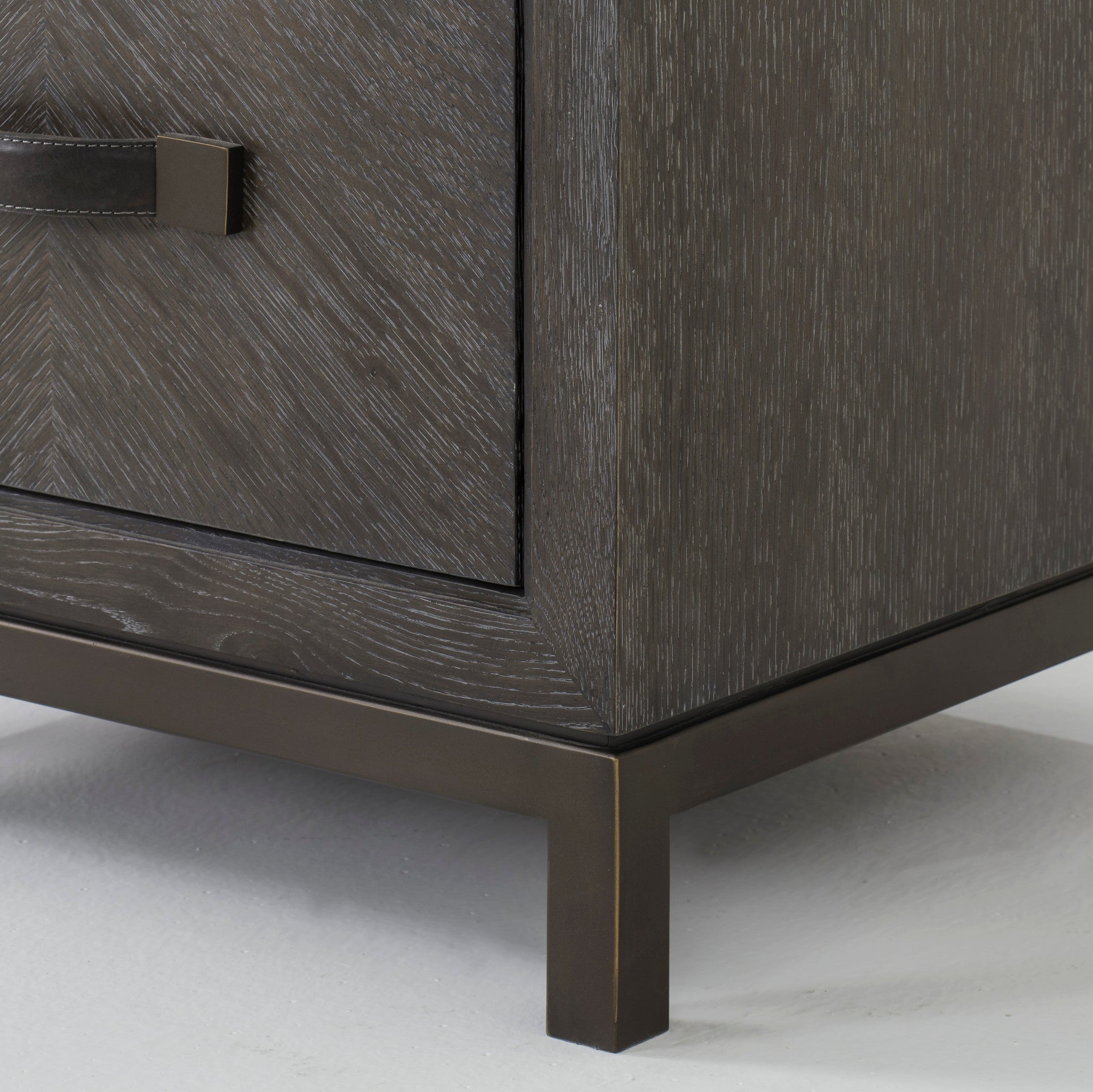 Emerson Chest - 5 Drawer with Door / Tall