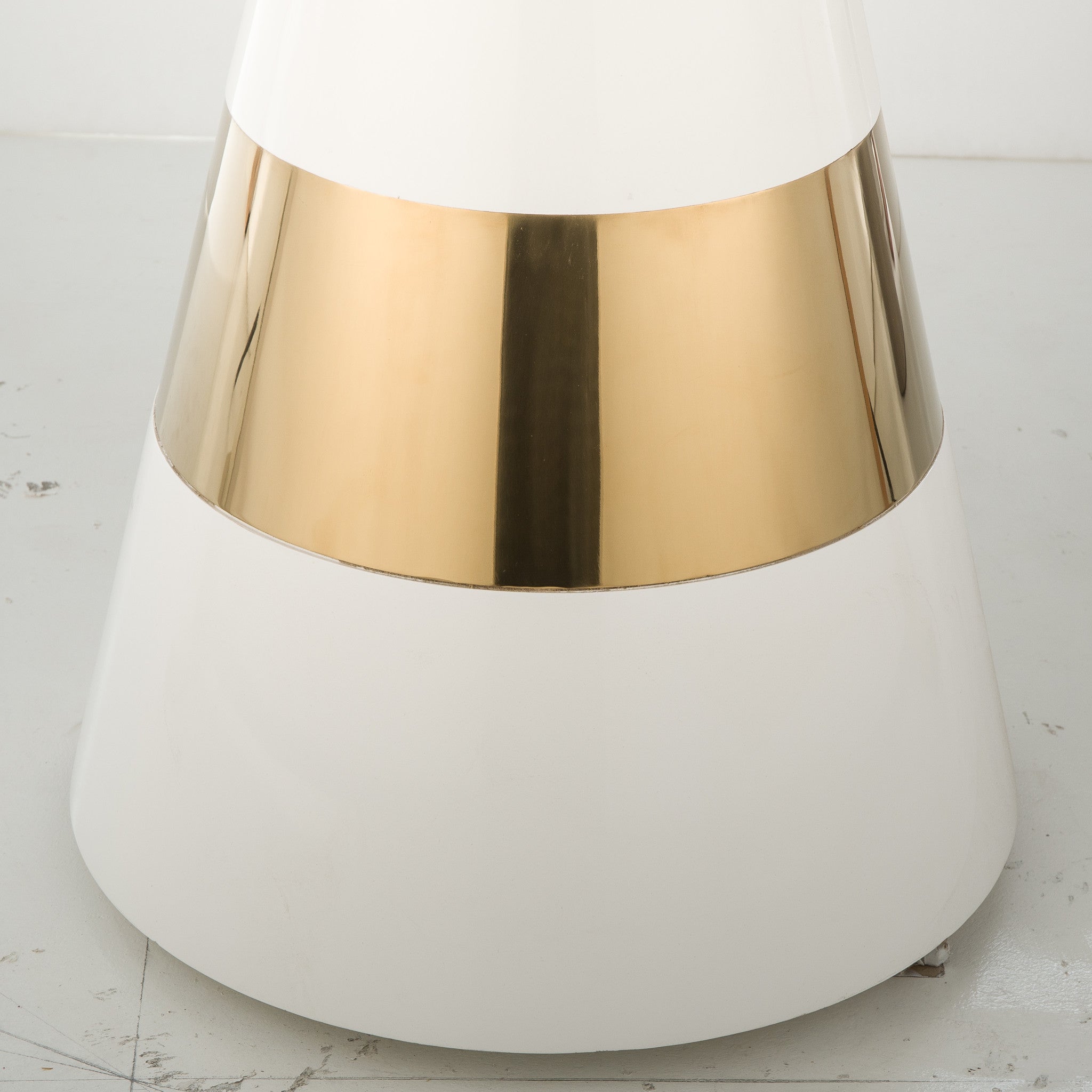 Band Dining Table