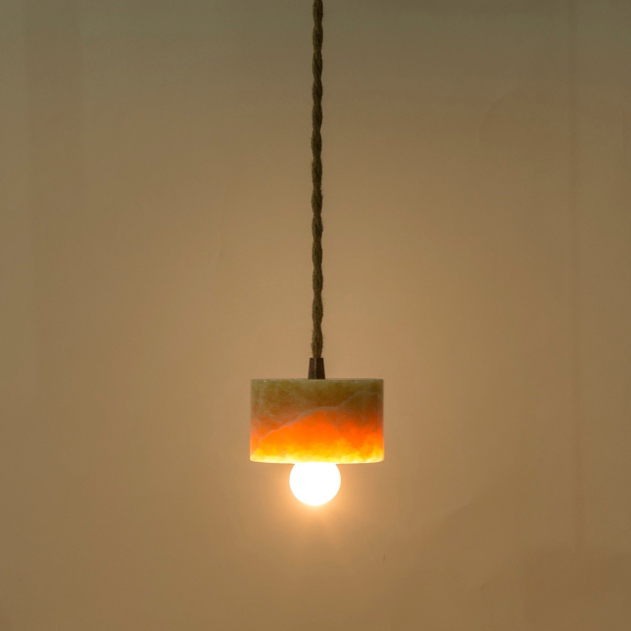 Marble Plate Pendant - Gold