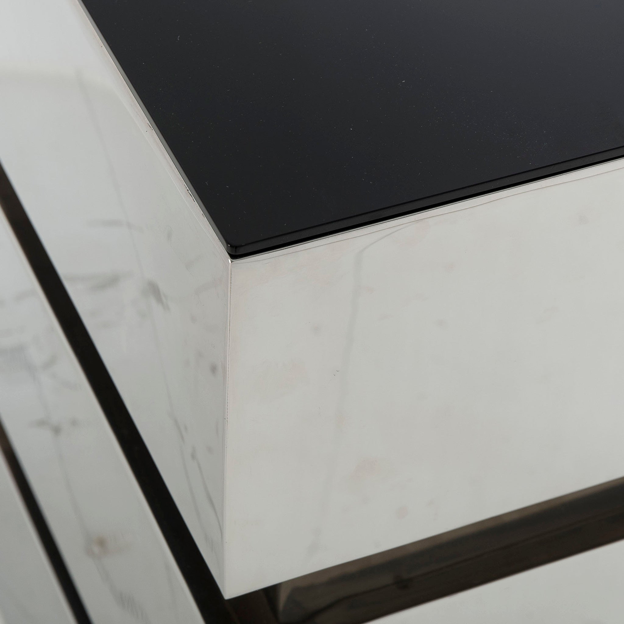 Morgan Pedestal Table