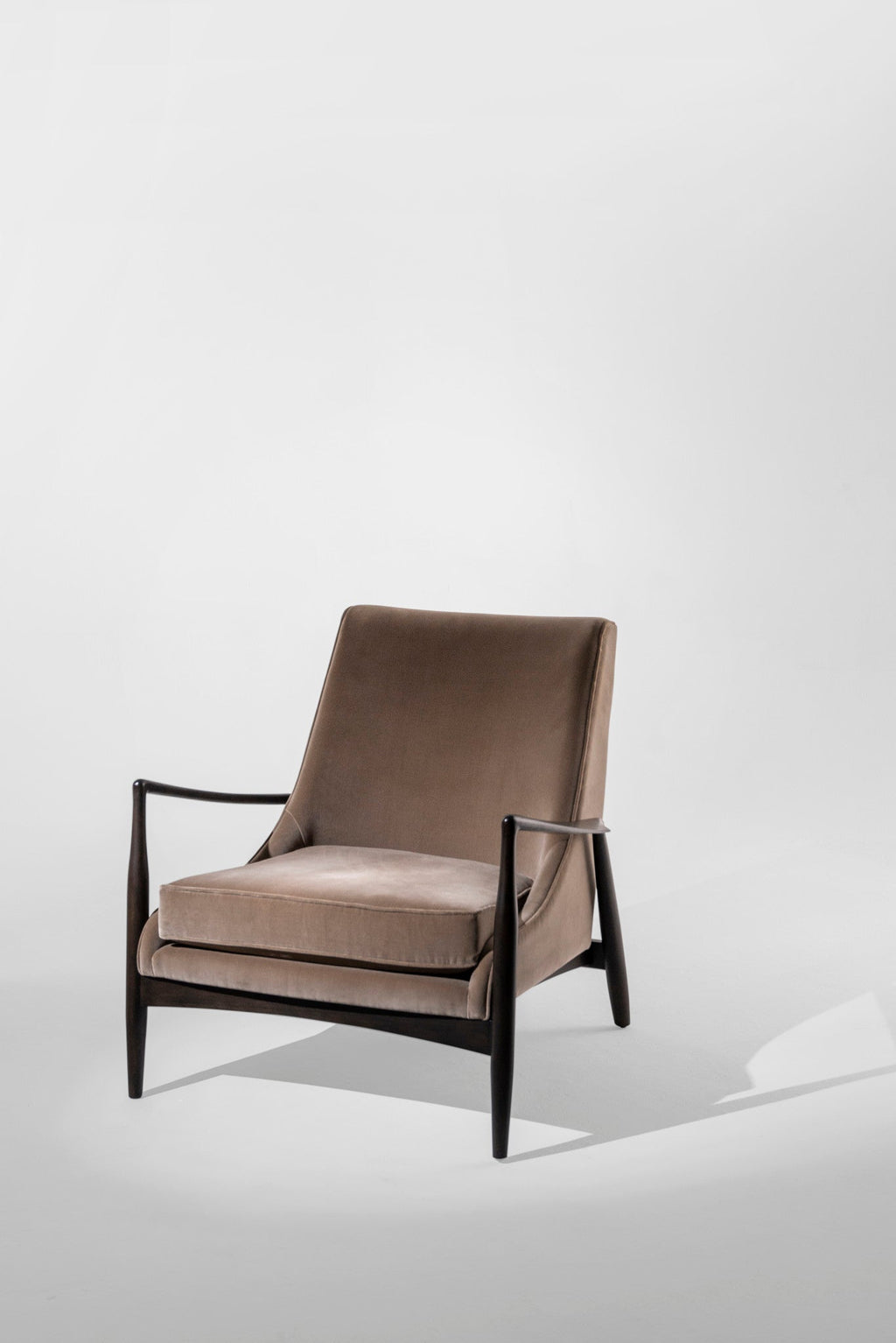 Pierce Chair