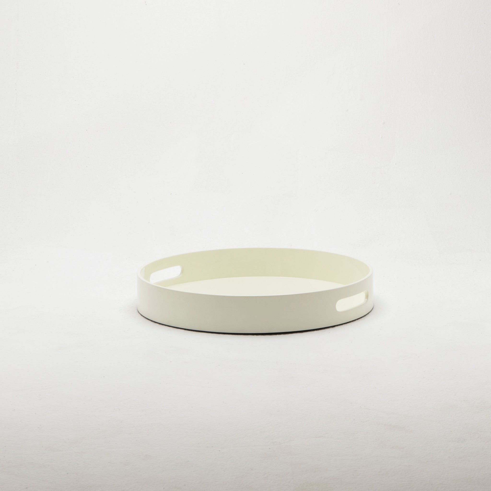 Small - 16" W x 16" D x 2.5" H