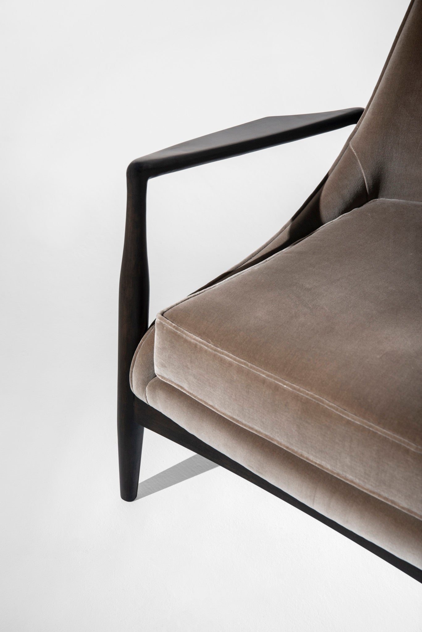 Pierce Chair